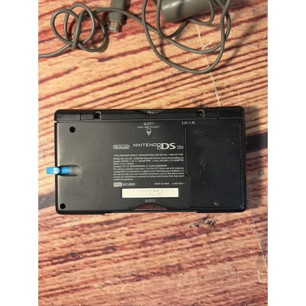 Nintendo DS Lite Handheld Console Cobalt/Black USG-001 w/ Charger & Stylus